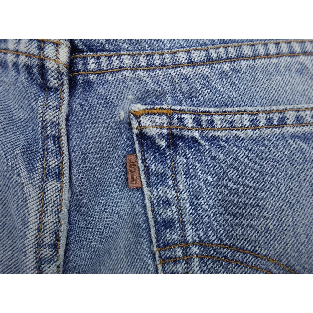 Levis 540 Relaxed‎ Fit Jeans Mens 34x26 Light Blue Raw Hem Cropped Denim